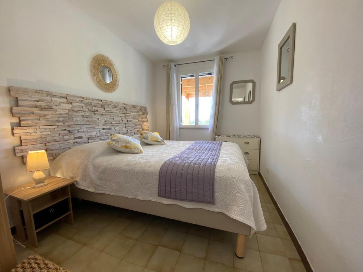 Villa Charlotte de charme 2 à 6 personnes Cargèse Extérieur photo